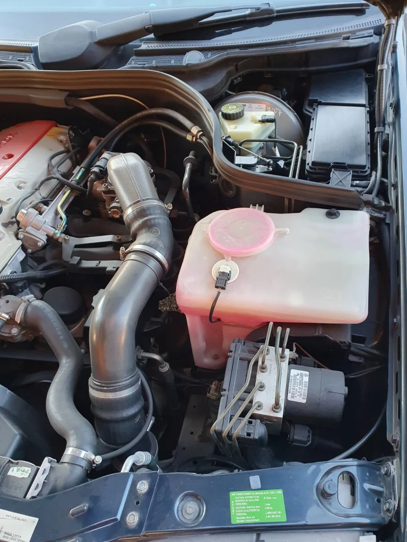 Mercedes-Benz C 200 Компресор , снимка 9 - Автомобили и джипове - 53088433