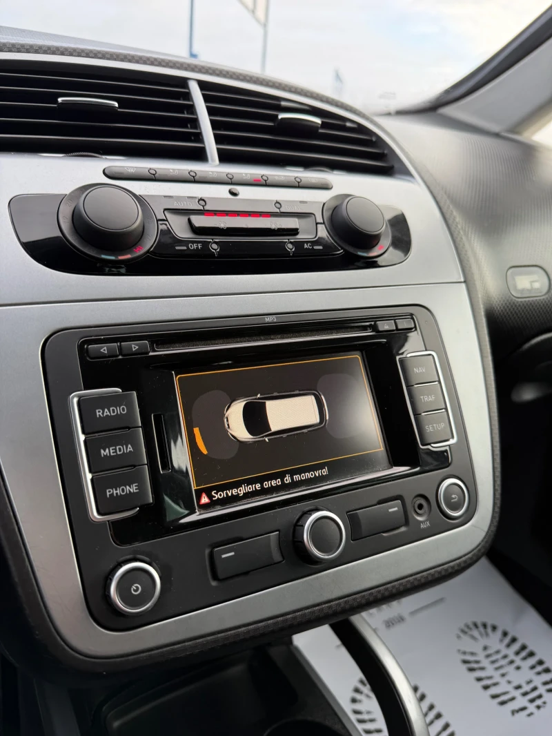 Seat Altea XL 2.0 TDi AUTO, снимка 12 - Автомобили и джипове - 53439036