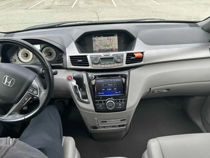 Honda Odyssey TOURING * CARFAX* , снимка 11 - Автомобили и джипове - 53562777