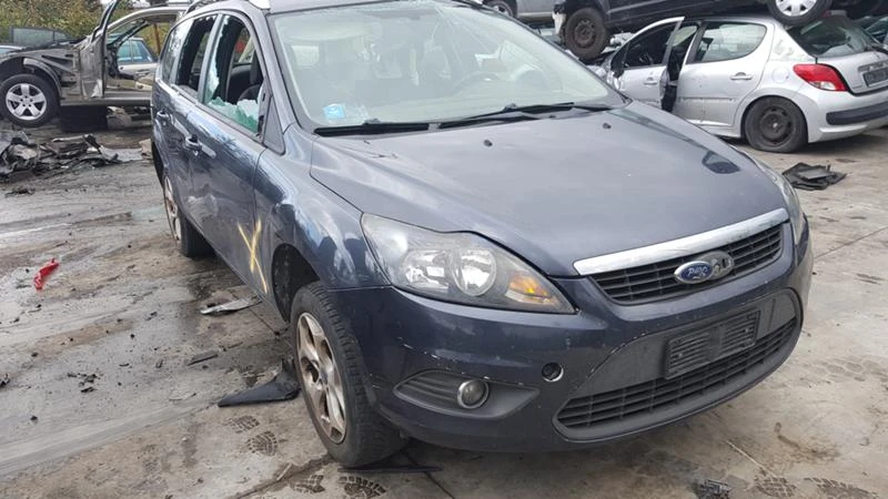 Ford Focus 1.6, снимка 1 - Автомобили и джипове - 45613933