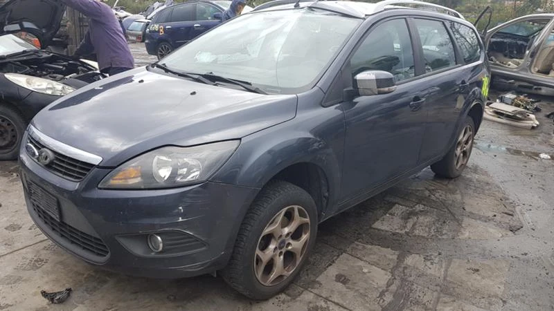 Ford Focus 1.6, снимка 2 - Автомобили и джипове - 45613933