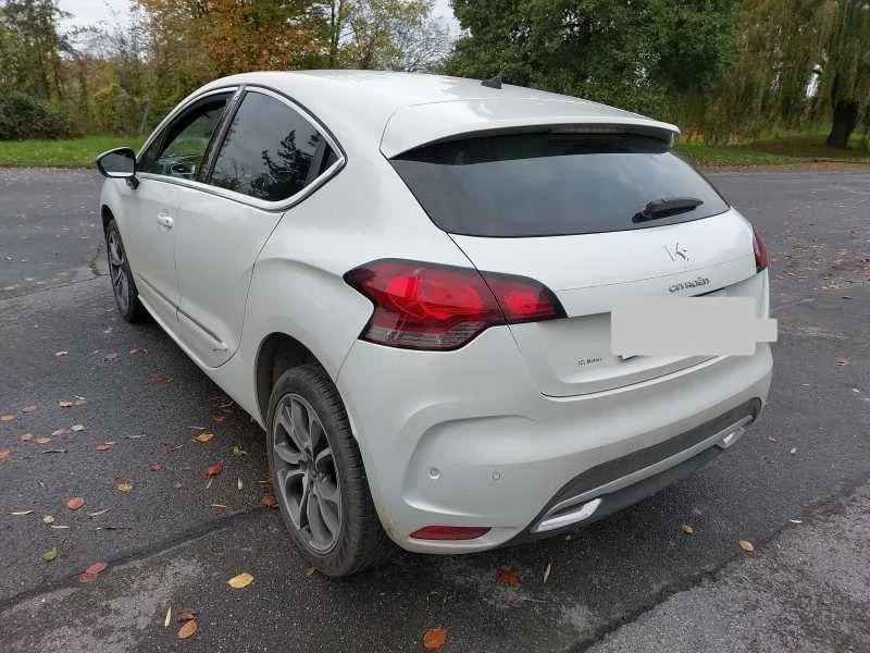 Citroen DS4 2.0 hdi Pure Pearl, снимка 5 - Автомобили и джипове - 48507638