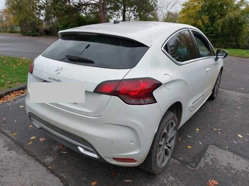 Citroen DS4 2.0 hdi Pure Pearl, снимка 4 - Автомобили и джипове - 48507638