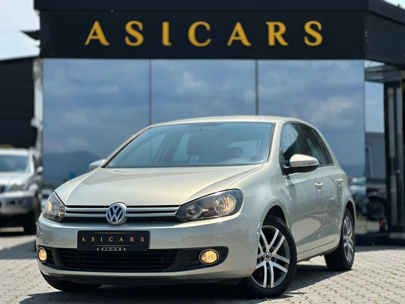 VW Golf / 2.0 TDI / 140 HP / EURO 5 / TOP / , снимка 1
