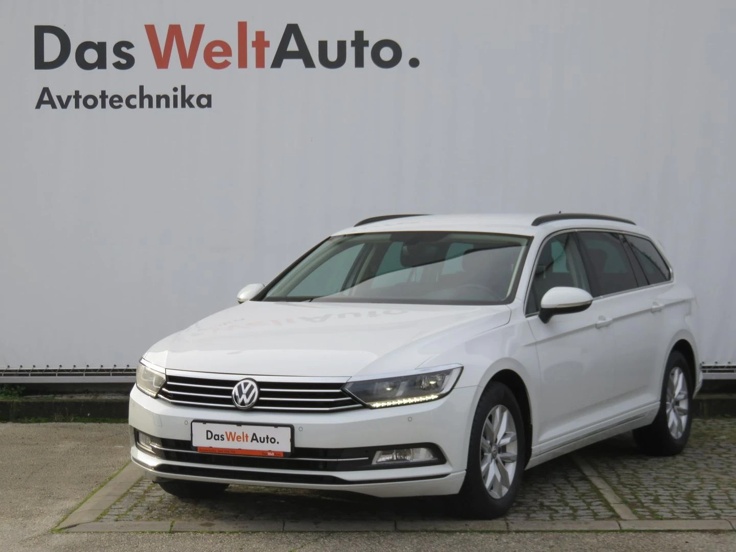 VW Passat Comfortline 2.0TDI BMT - [1] 