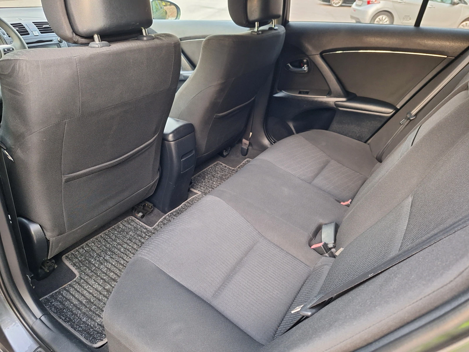 Toyota Avensis 2.0 126к.с.  - изображение 8