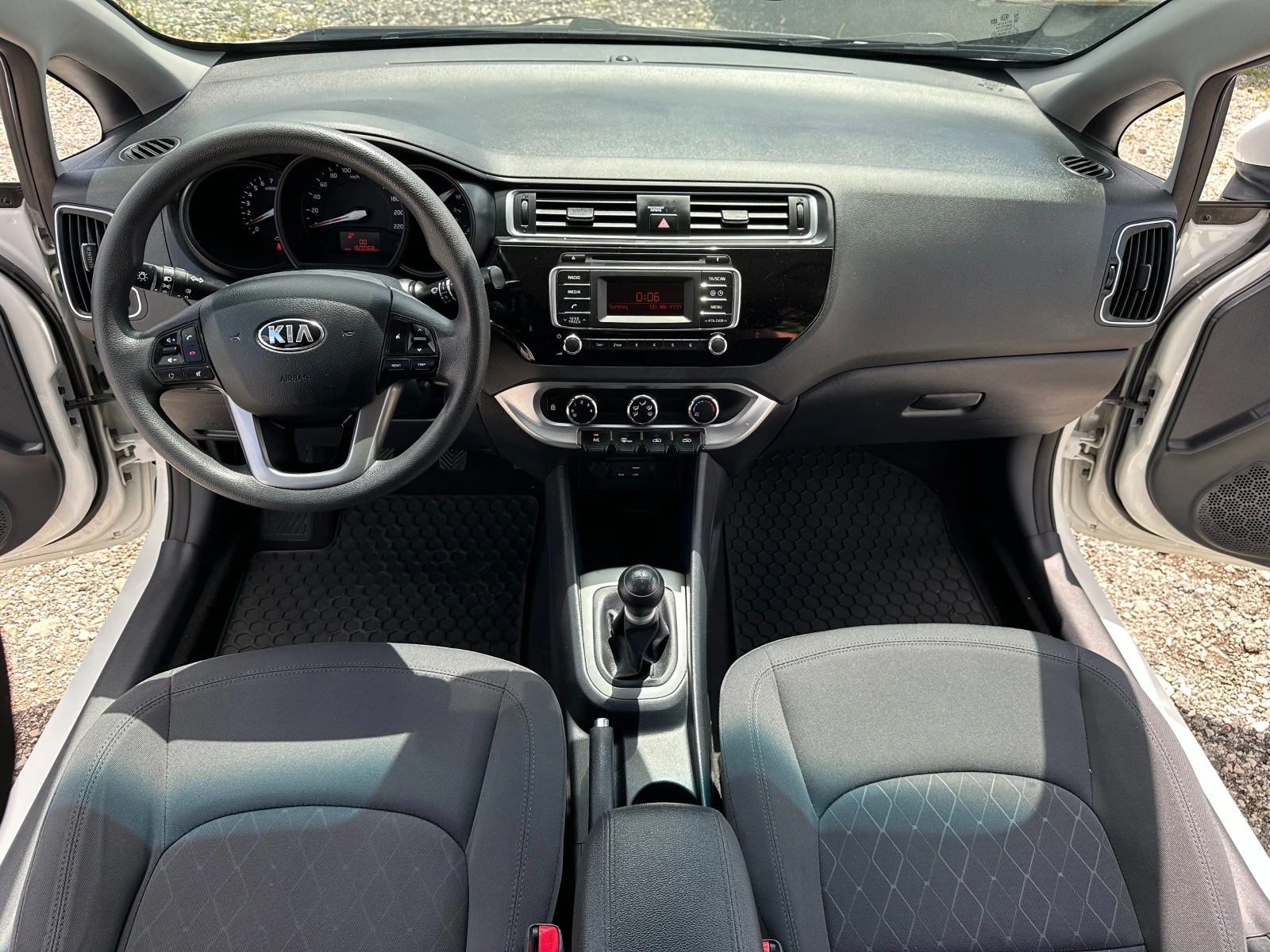 Kia Rio 1.25i 69kc - изображение 10