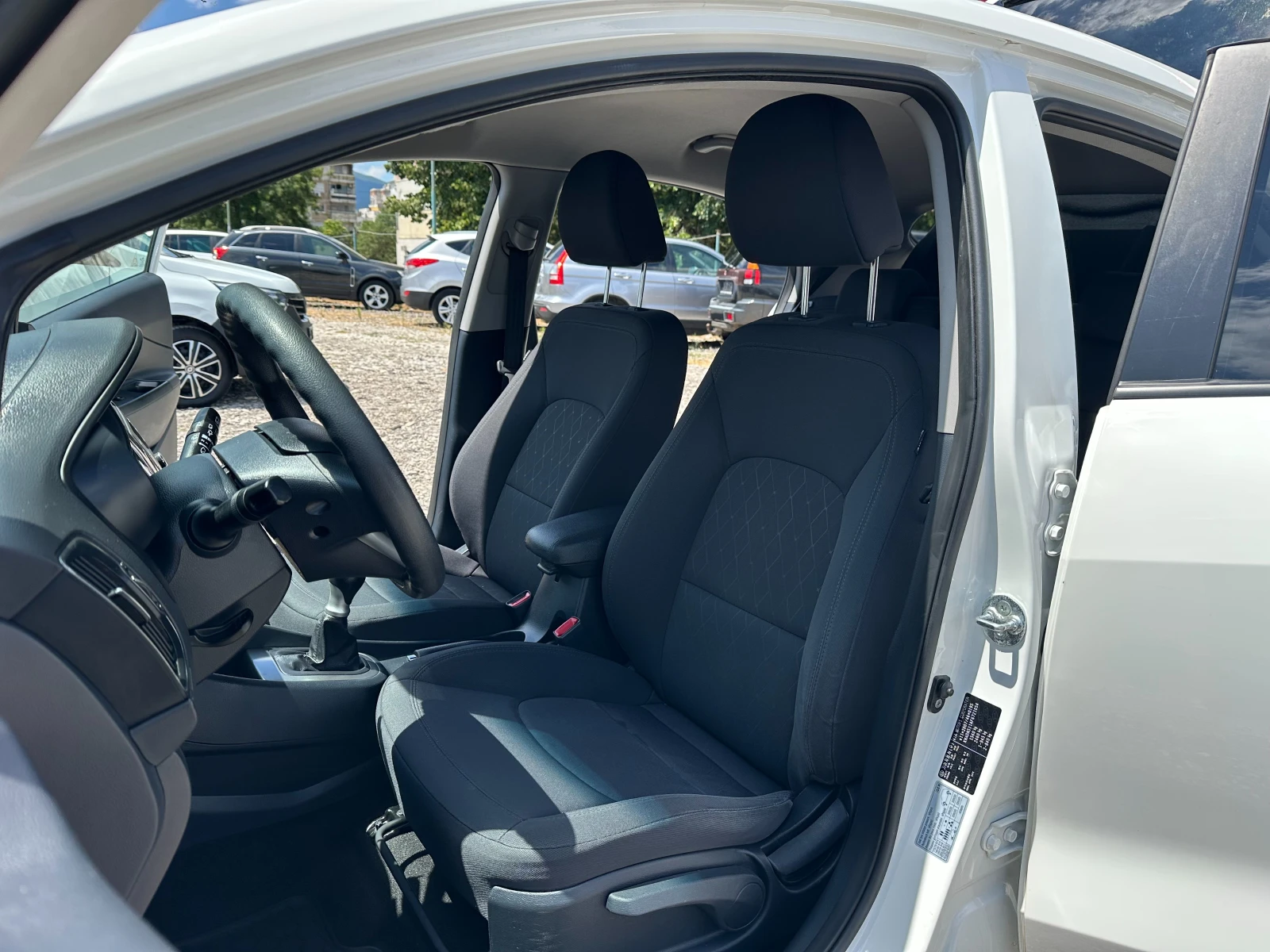 Kia Rio 1.25i 69kc - изображение 9