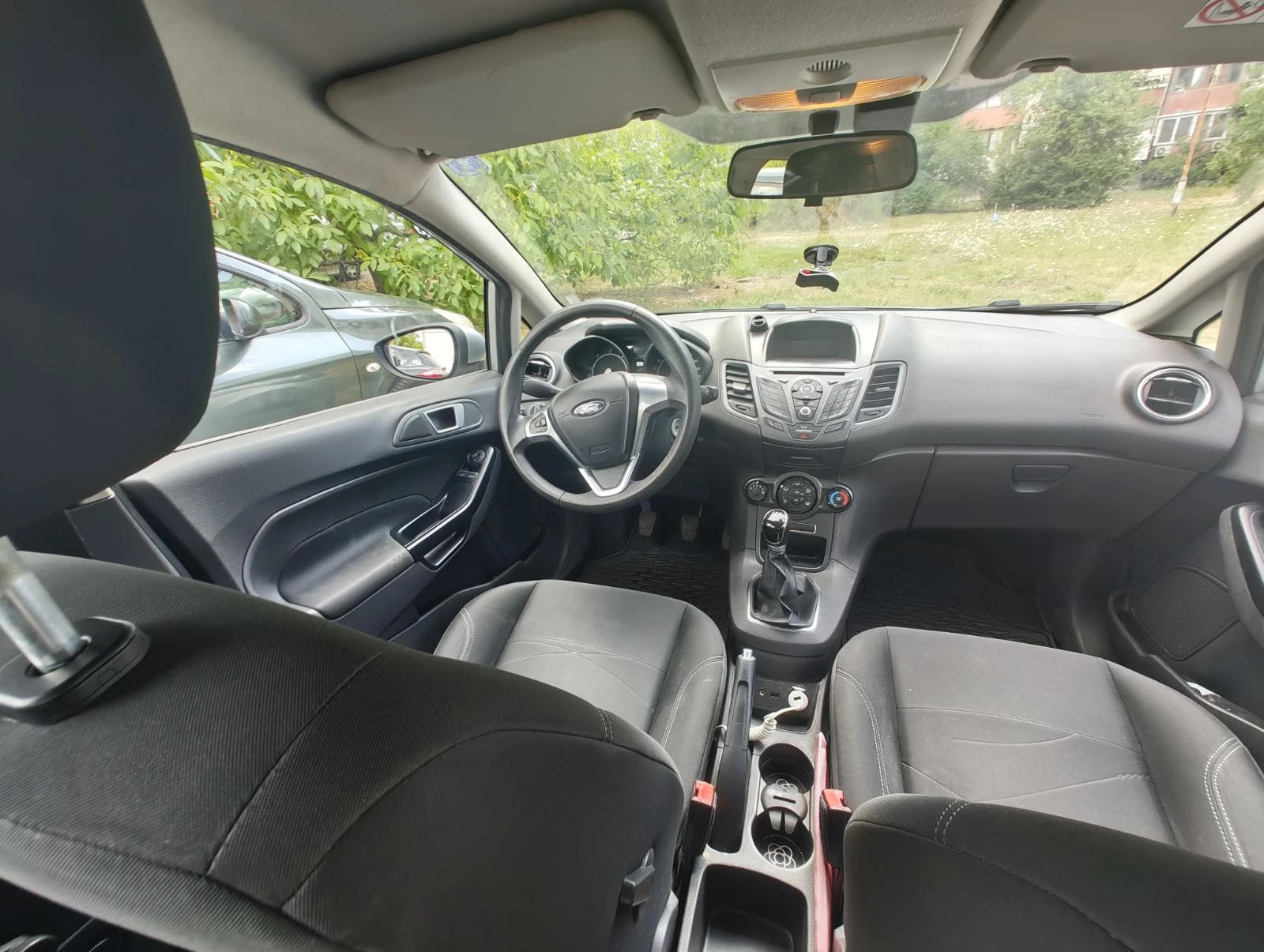 Ford Fiesta  - изображение 8