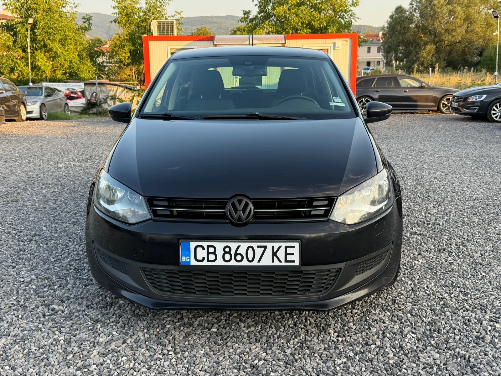 VW Polo 1.6 TDI (90кс) 2013г. Еuro5 Регистриран Обслужен - изображение 2
