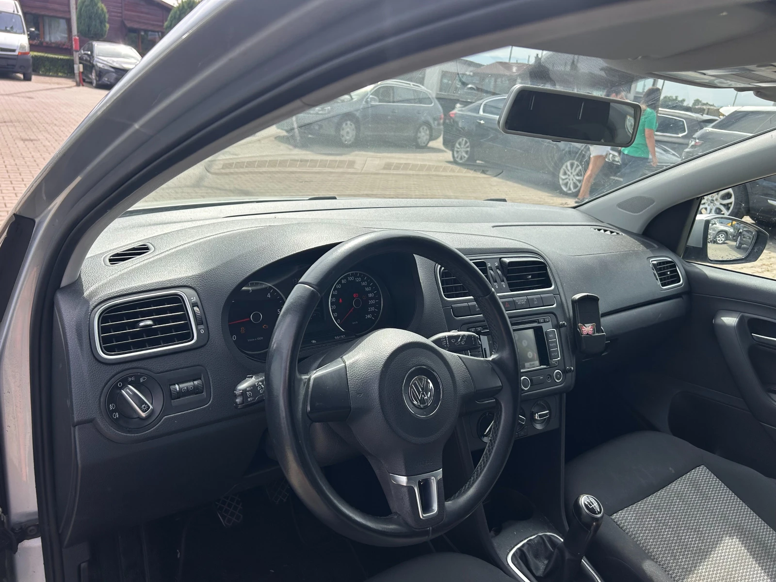 VW Polo 1.2TDI NAVI EURO 5 | Mobile.bg   11