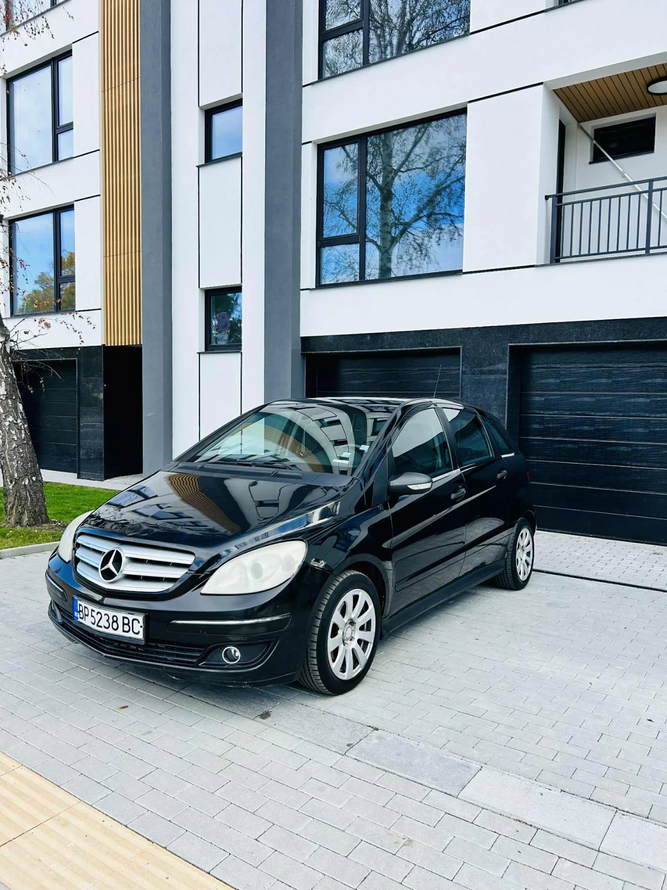 Mercedes-Benz B 180  - изображение 2