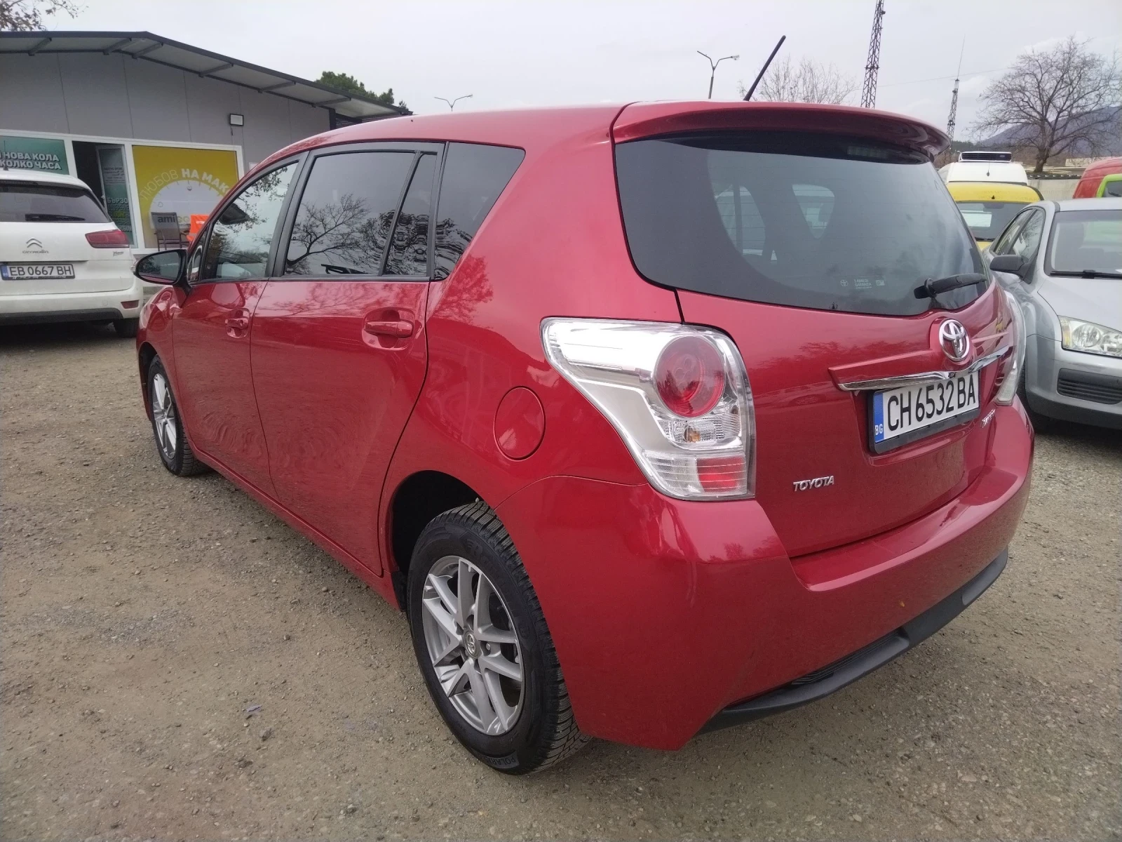 Toyota Verso 1.6, темпомат, камера, 6 скорости  - изображение 7