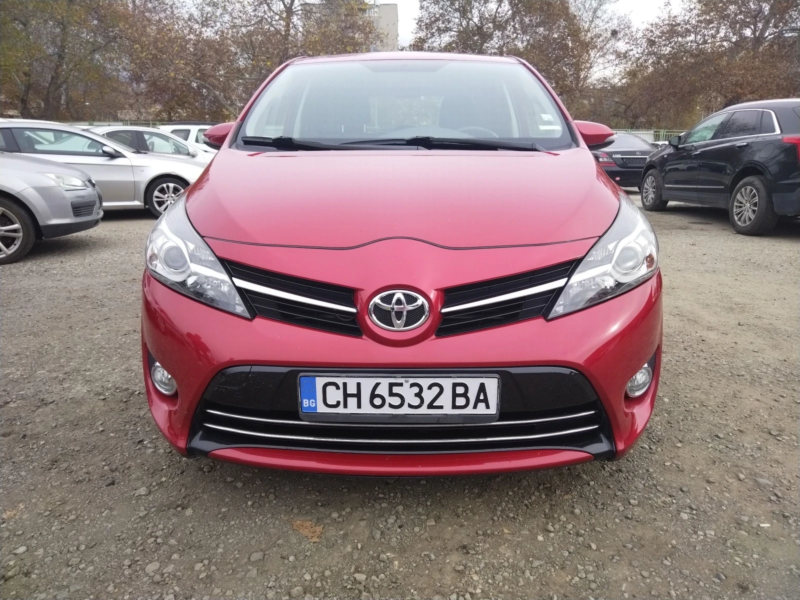 Toyota Verso 1.6, темпомат, камера, 6 скорости  - изображение 2