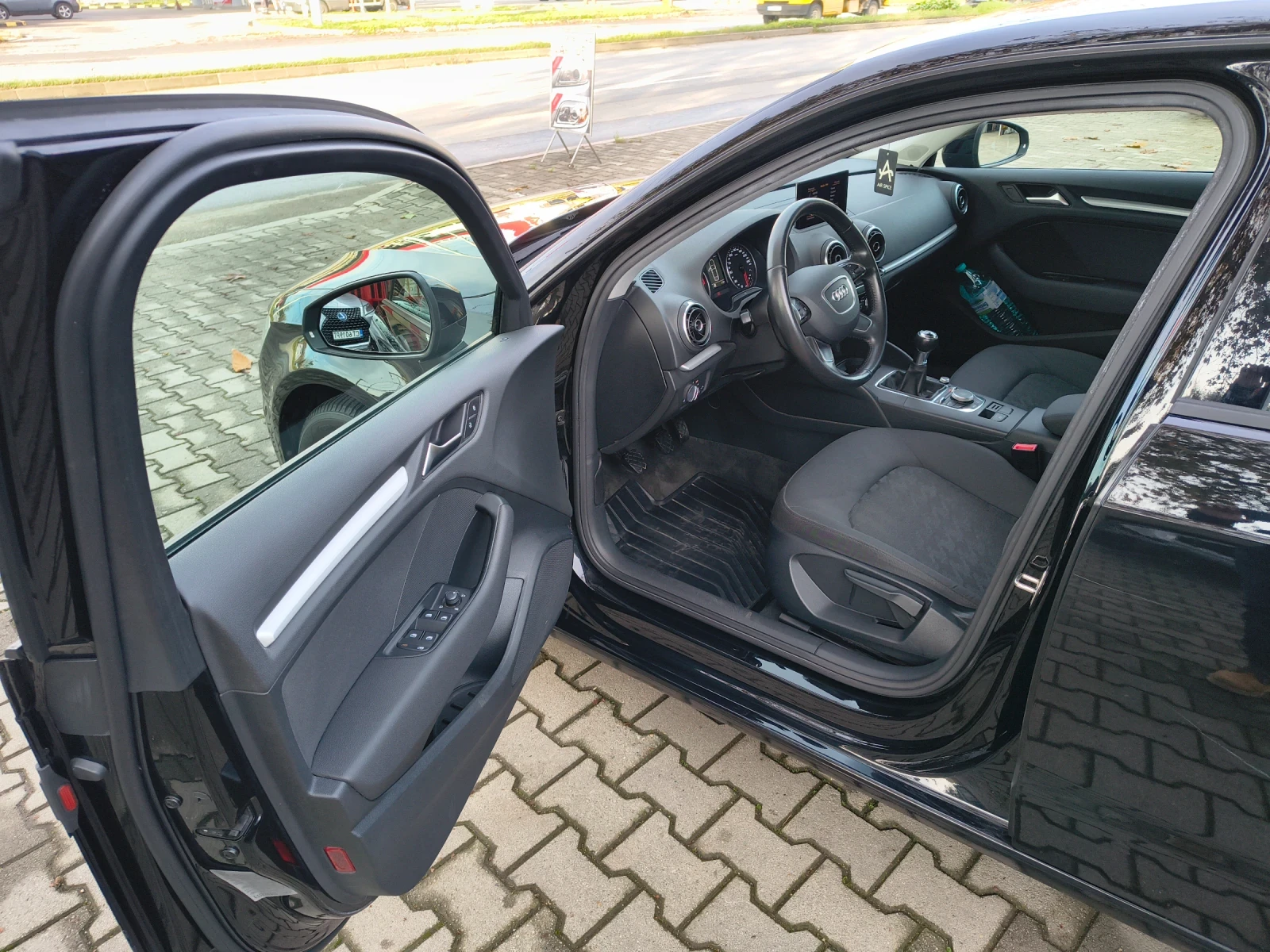 Audi A3 1.4 TFSI - изображение 8