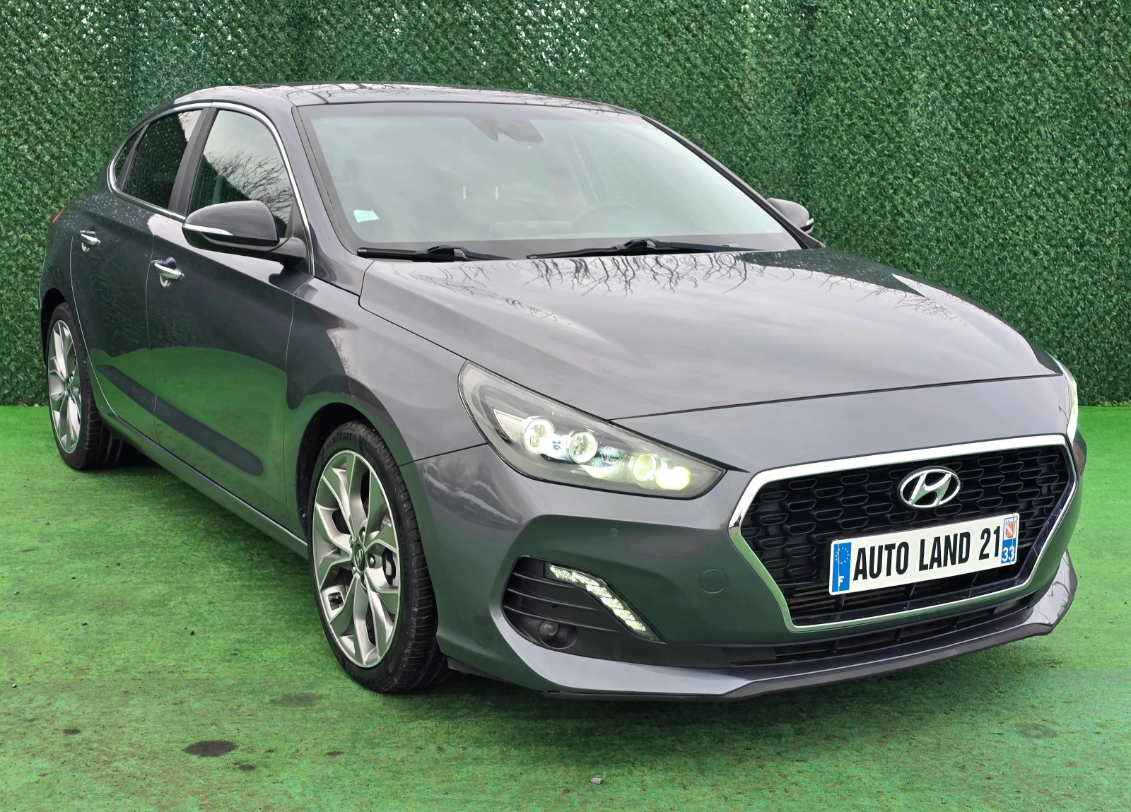 Hyundai I30 1.4GDI* 141кс* FASTBACK* FULL* AUTOMATIC - изображение 3