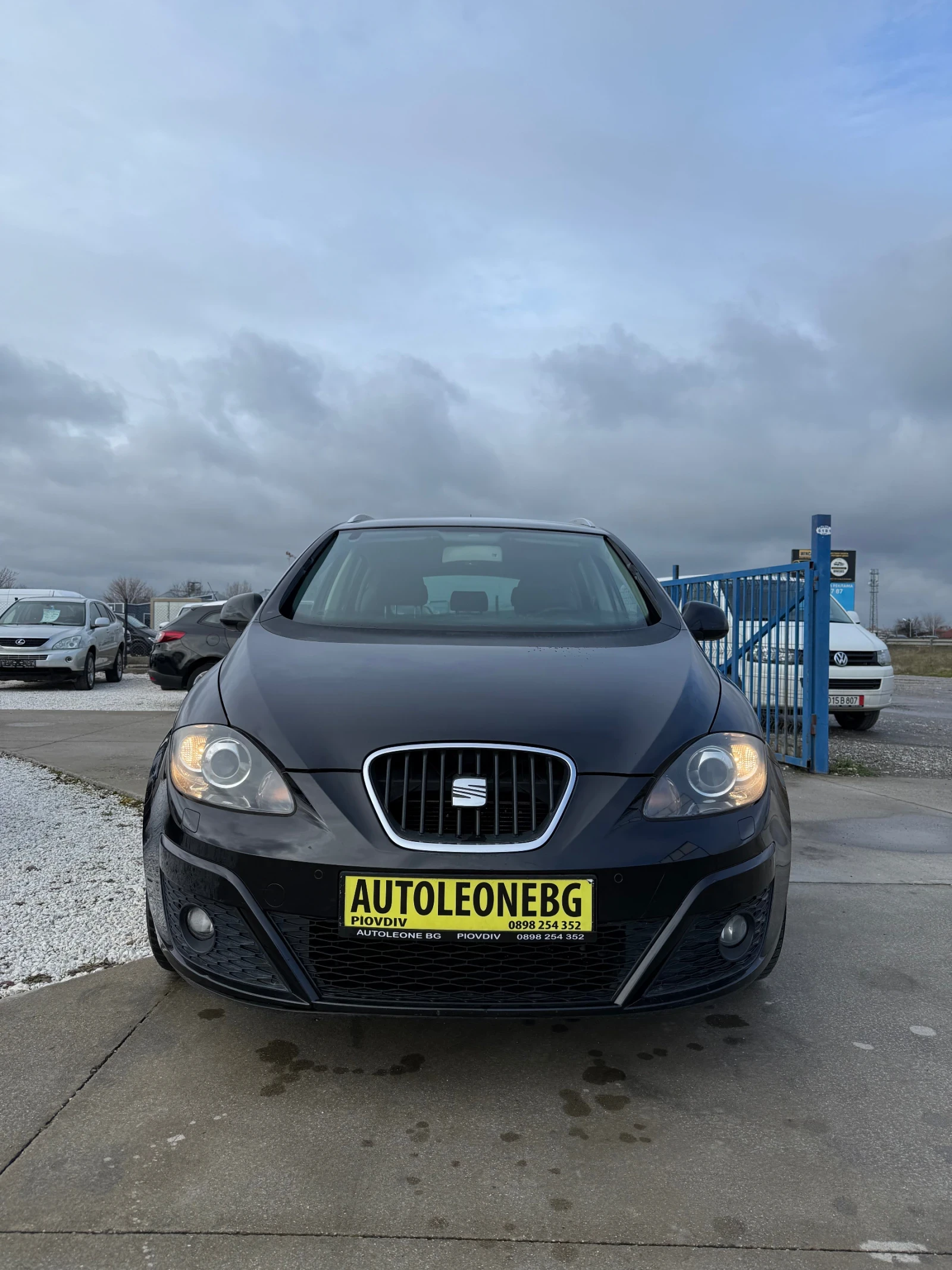 Seat Altea XL 2.0 TDi AUTO - изображение 2