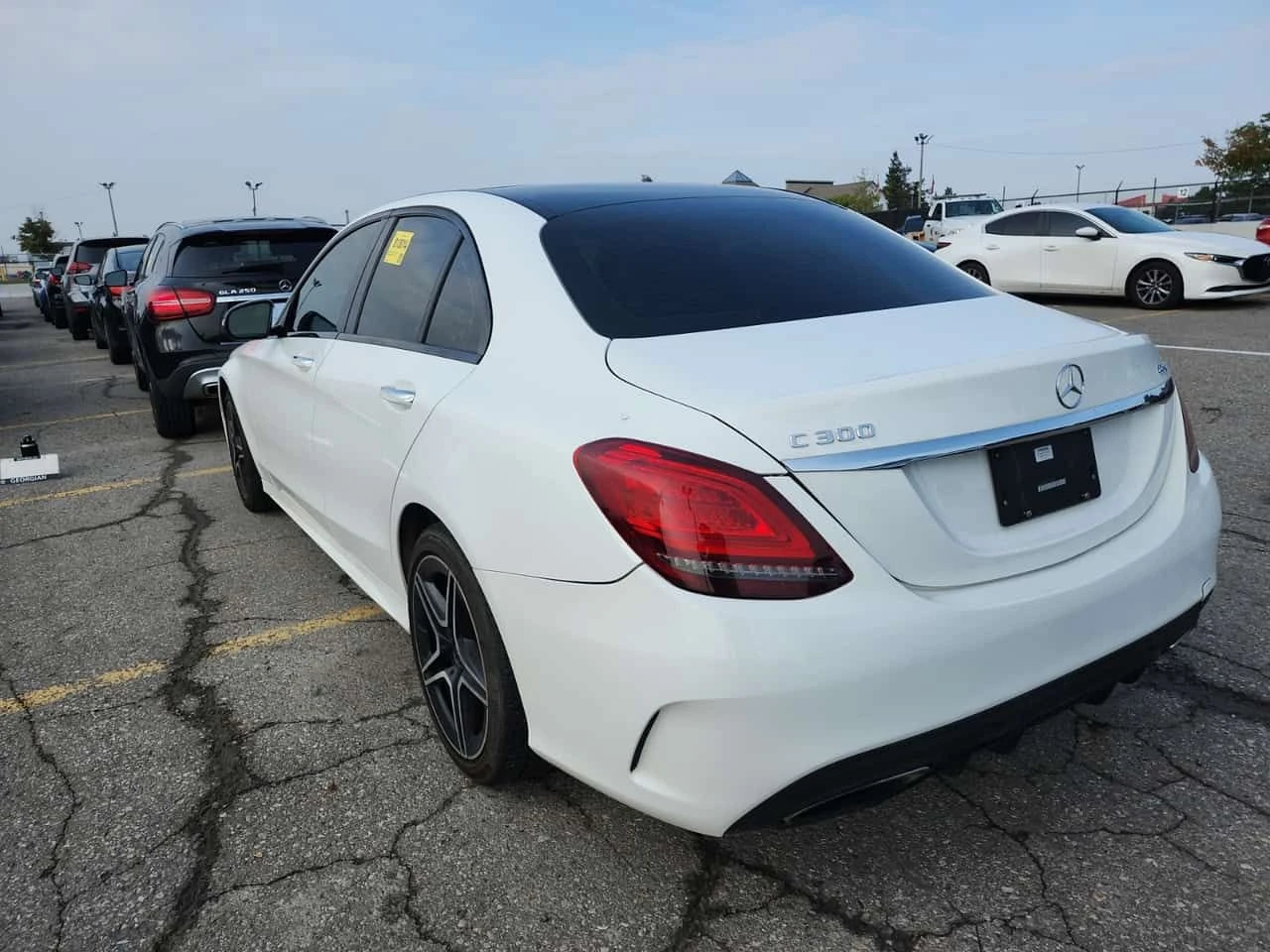 Mercedes-Benz C 300 2019 4MATIC * ПОДГРЕВ * ОТ ПРЕДСТАВИТЕЛСТВО - изображение 4