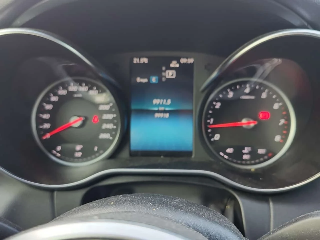 Mercedes-Benz C 300 2019 4MATIC * ПОДГРЕВ * ОТ ПРЕДСТАВИТЕЛСТВО - изображение 9