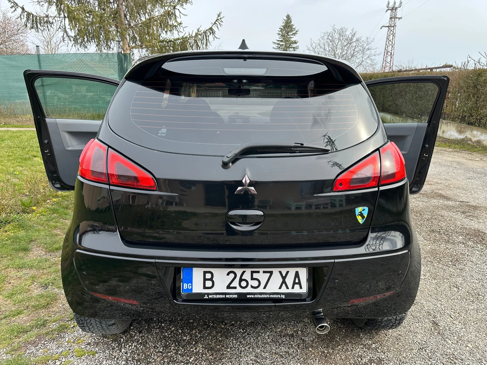 Mitsubishi Colt 1.3 , снимка 5 - Автомобили и джипове - 54006340