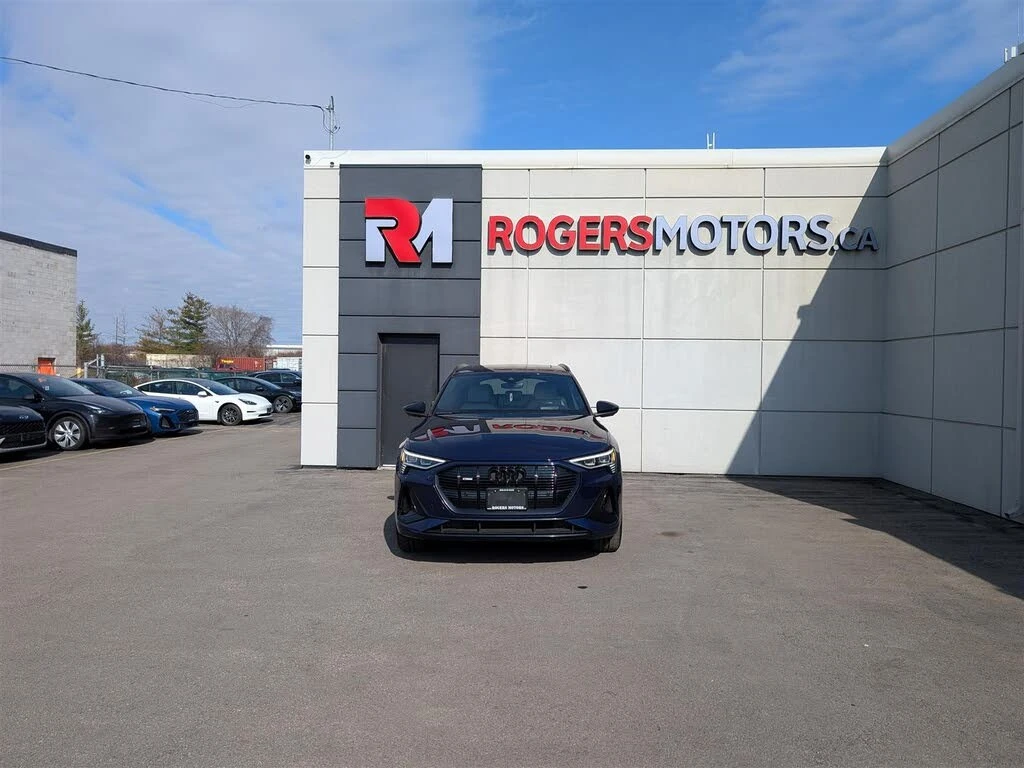 Audi E-Tron TECHNIK* QUATTRO* АвтоКредит* (ЦЕНА ДО БГ), снимка 7 - Автомобили и джипове - 54127972