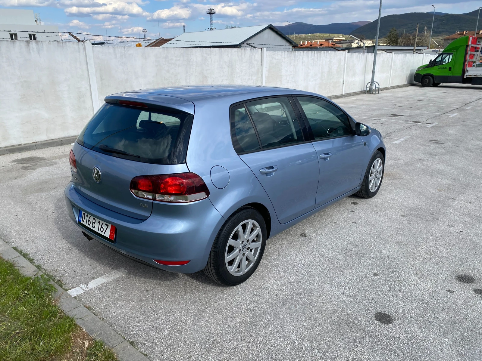 VW Golf 2.0 tdi, снимка 3 - Автомобили и джипове - 54158268
