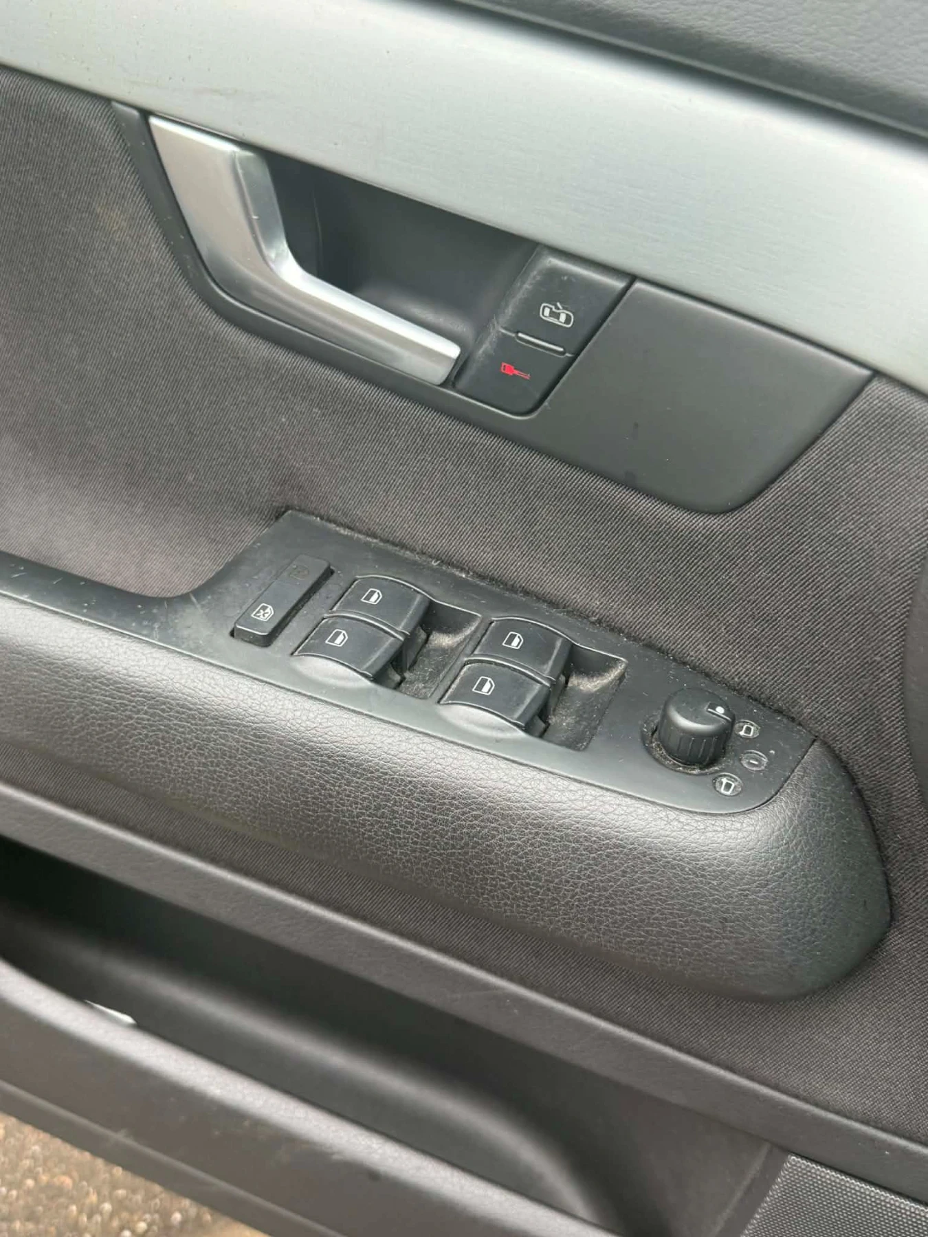 Audi A4 2.0тди, снимка 4 - Автомобили и джипове - 54175520