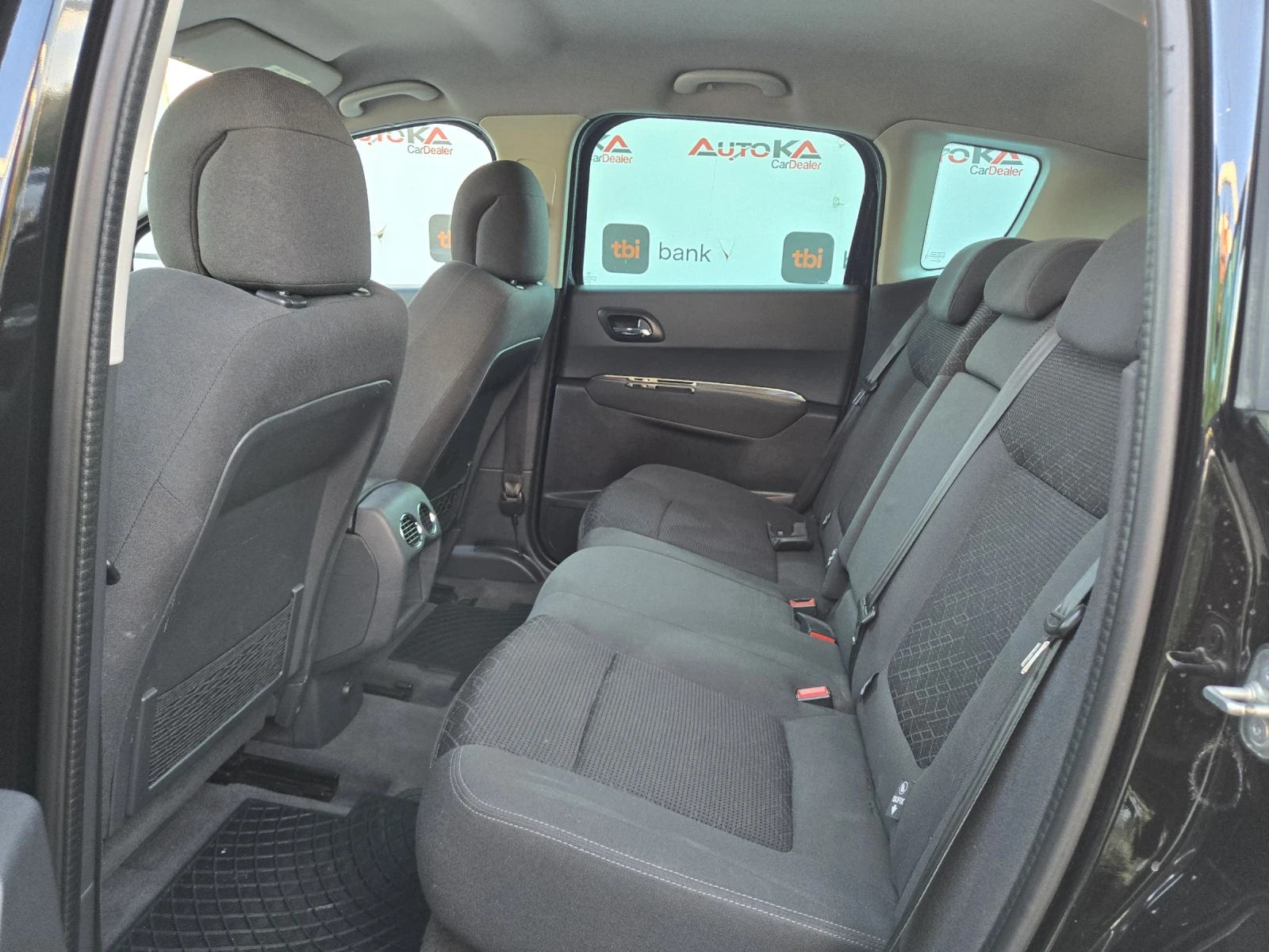 Peugeot 3008 1.6HDI-120кс= АВТОМАТ= FACELIFT= NAVI= ОБСЛУЖЕН, снимка 9 - Автомобили и джипове - 54430572