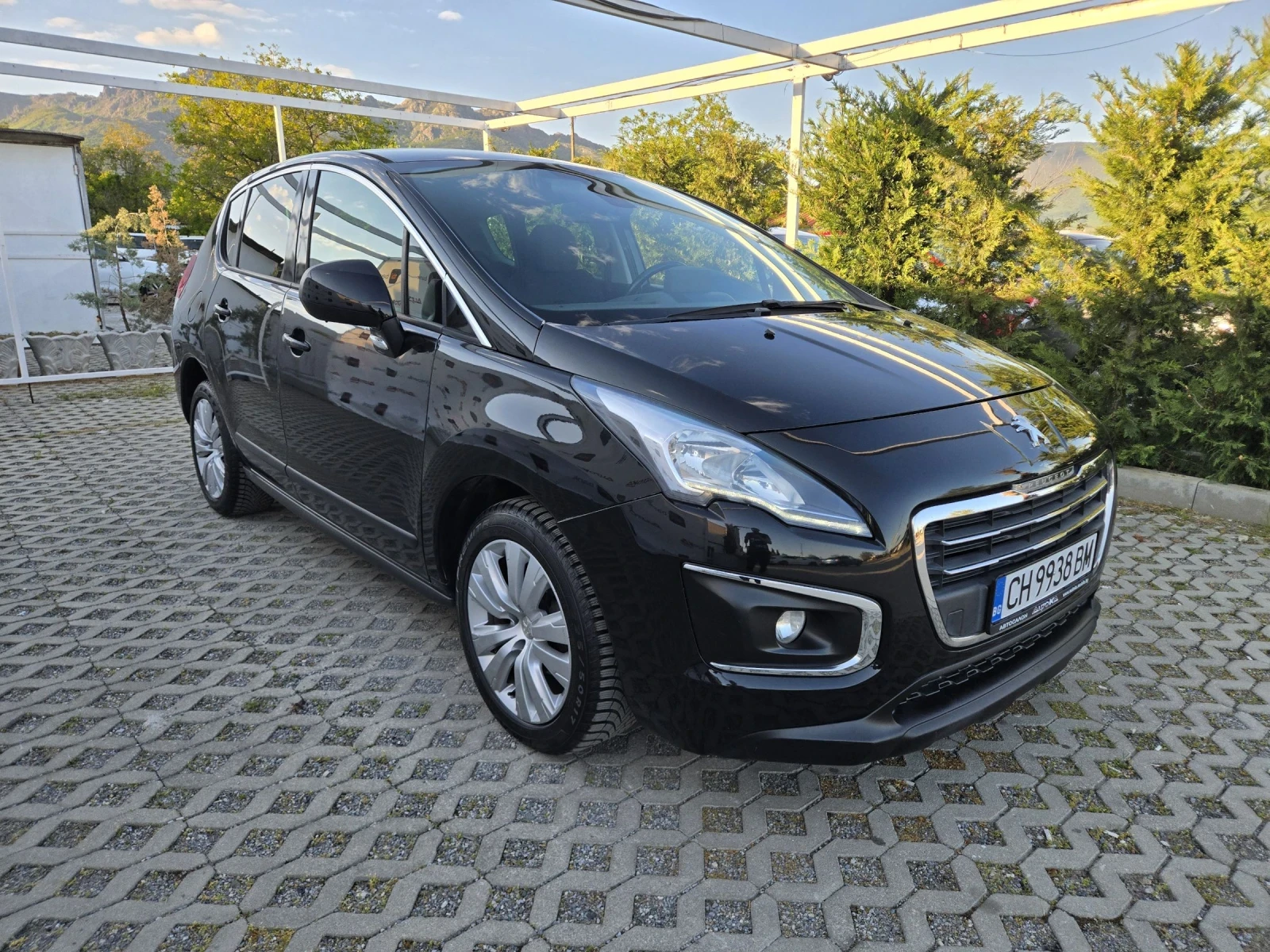 Peugeot 3008 1.6HDI-120кс= АВТОМАТ= FACELIFT= NAVI= ОБСЛУЖЕН, снимка 2 - Автомобили и джипове - 54430572
