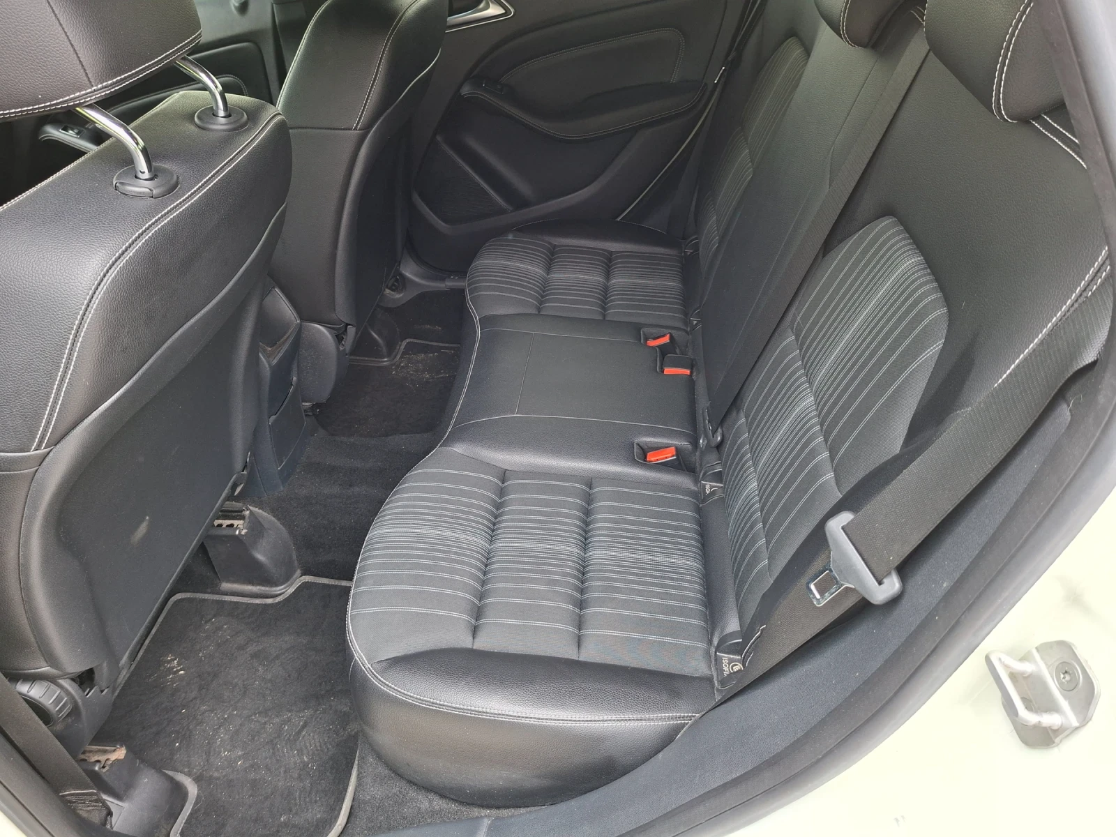 Mercedes-Benz B 200 1.8, снимка 10 - Автомобили и джипове - 54814231