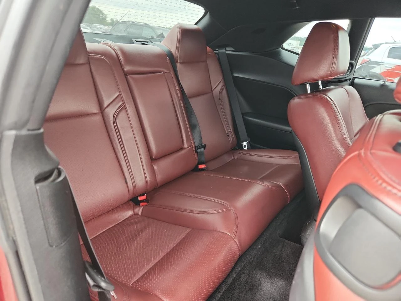 Dodge Challenger R/T* V8* КОЖА* ОБДУХ, снимка 10 - Автомобили и джипове - 54868661