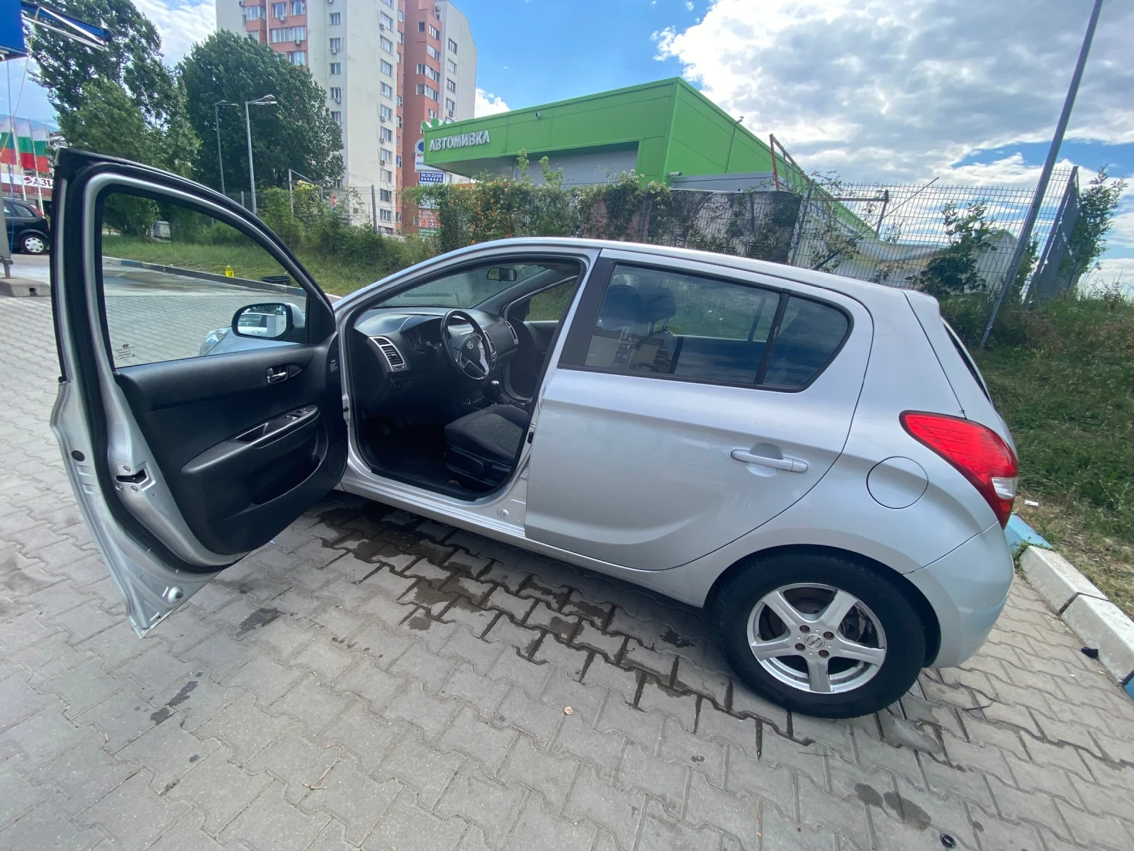Hyundai I20, снимка 4 - Автомобили и джипове - 55251441