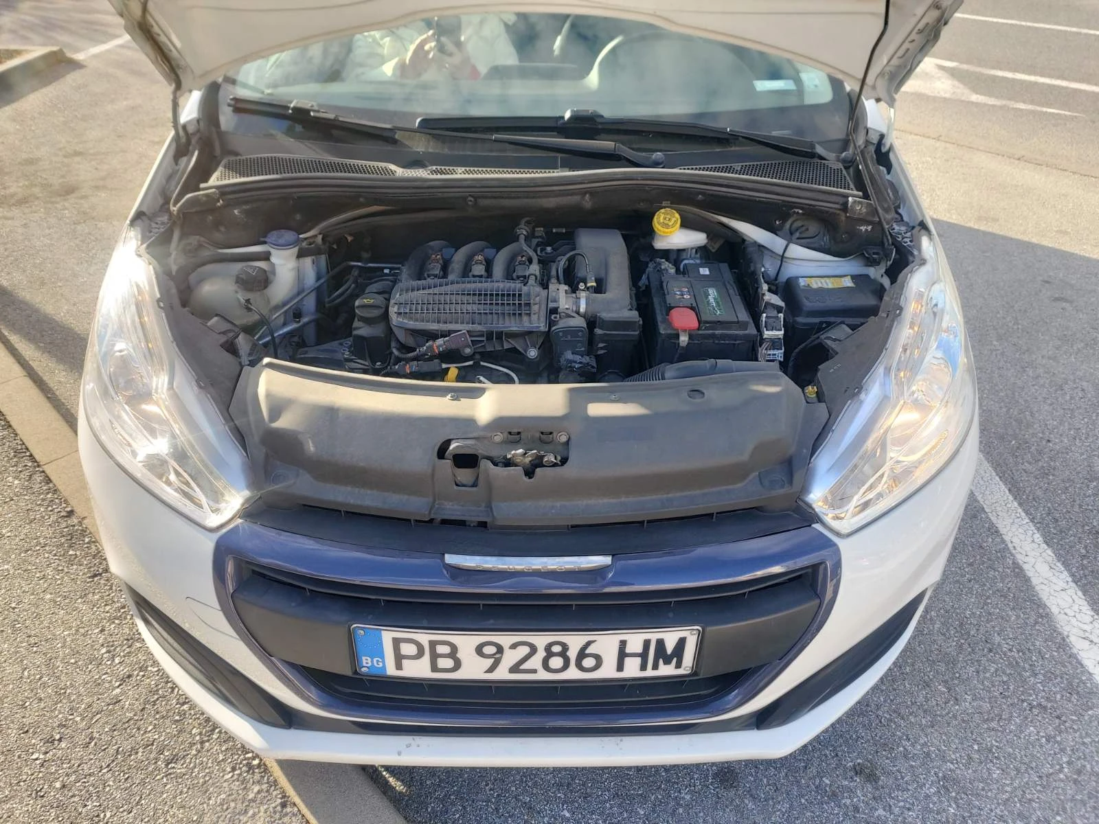 Peugeot 208 Pure Tech, снимка 8 - Автомобили и джипове - 55555342