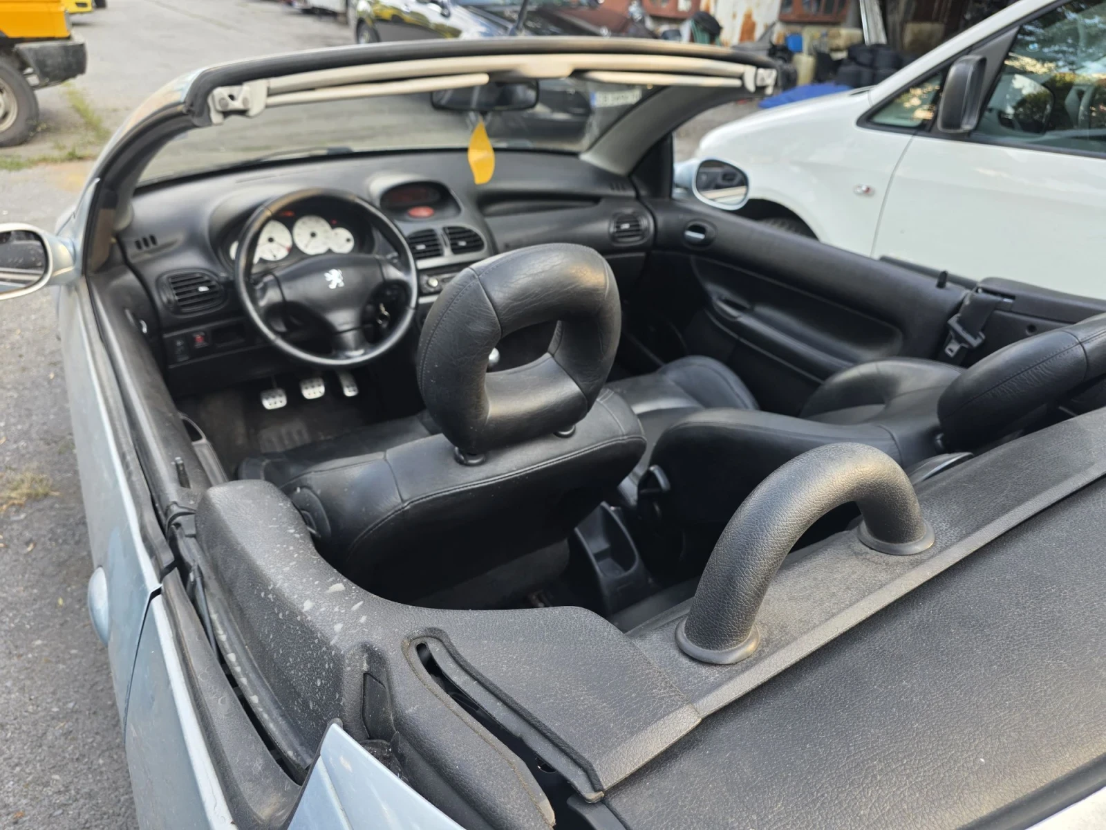 Peugeot 206 CC-Cabrio 2.0, снимка 6 - Автомобили и джипове - 55944965