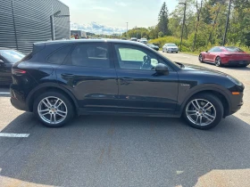 Porsche Cayenne  E-Hybrid 2020 | CARFAX НАЛИЧЕН | Нощно Виждане | , снимка 5