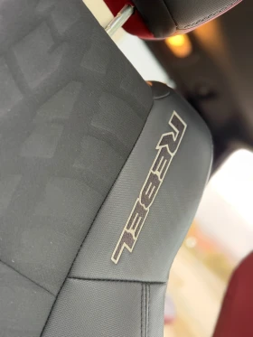 Dodge RAM 1500 Rebel 5.7 HEMI V8, снимка 11