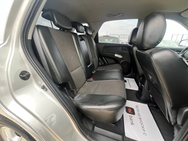 Kia Sportage 2.0CRDI, .4x4, ЛИЗИНГ, снимка 13 - Автомобили и джипове - 48347441