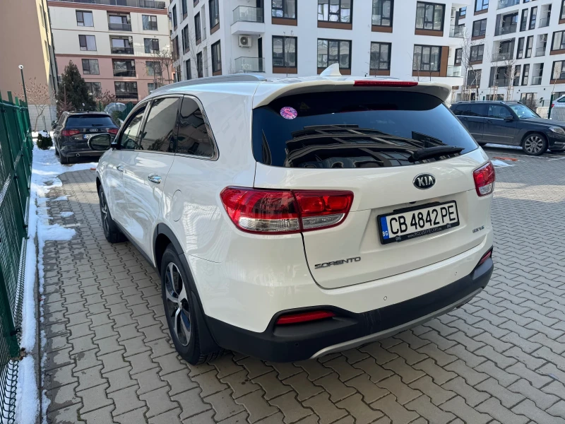 Kia Sorento 3.3 / 7 местен ГАЗ!, снимка 5 - Автомобили и джипове - 49224130