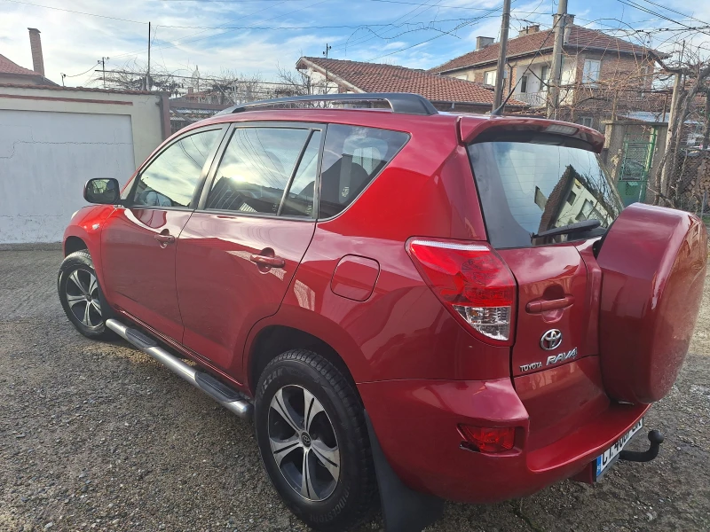 Toyota Rav4 D4D, снимка 5 - Автомобили и джипове - 49586368