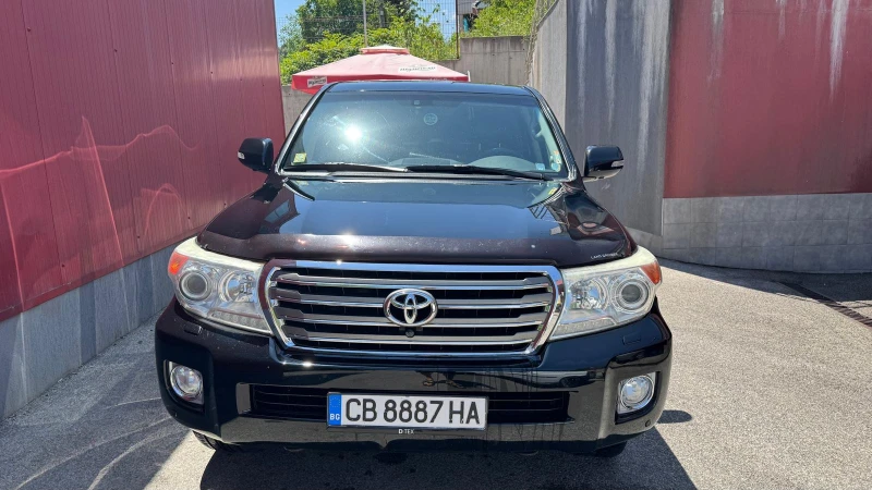 Toyota Land cruiser 200, снимка 3 - Автомобили и джипове - 50856736
