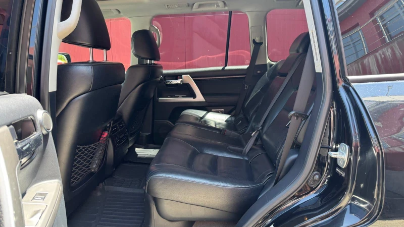 Toyota Land cruiser 200, снимка 6 - Автомобили и джипове - 50856736