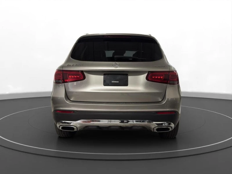 Mercedes-Benz GLC 300 * CARFAX * БЕЗ ПЪРВОНАЧАЛНА ВНОСКА, снимка 8 - Автомобили и джипове - 52959917