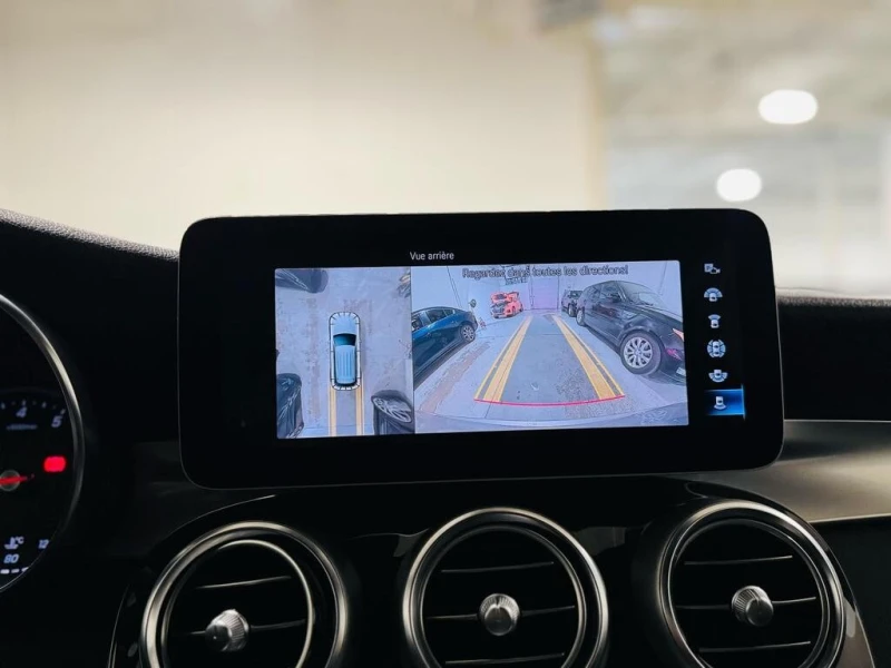 Mercedes-Benz GLC 300 * CARFAX * БЕЗ ПЪРВОНАЧАЛНА ВНОСКА, снимка 14 - Автомобили и джипове - 52959917