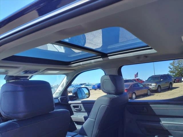 Toyota Tundra , TRD Pro Hybrid 4WD,    20 | Mobile.bg   13