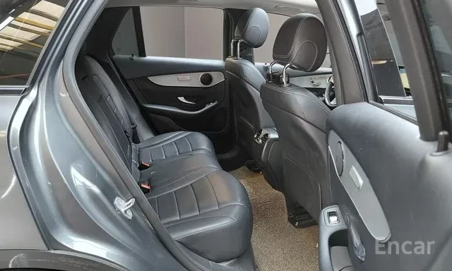Mercedes-Benz GLC 350 E | HYBRID | ПАНОРАМА | HEAD UP | 360 CAM | , снимка 9 - Автомобили и джипове - 55605857