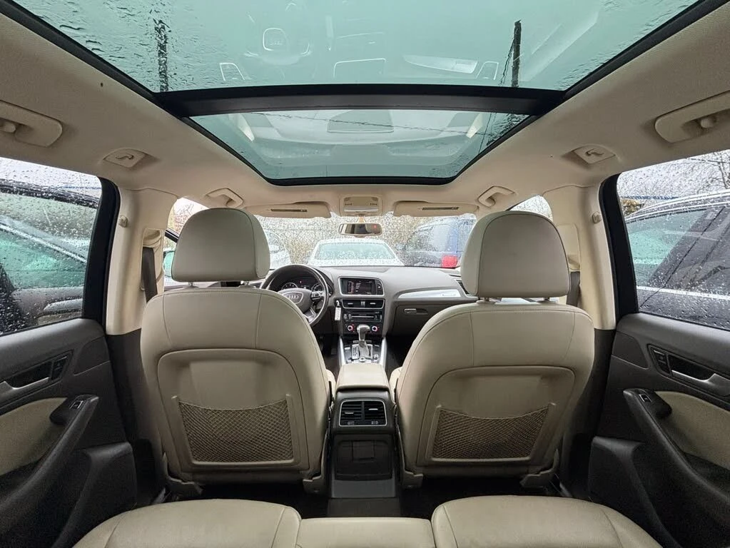 Audi Q5 2.0T* quattro* Premium* АвтоКредит* (ЦЕНА ДО БГ), снимка 16 - Автомобили и джипове - 54000583