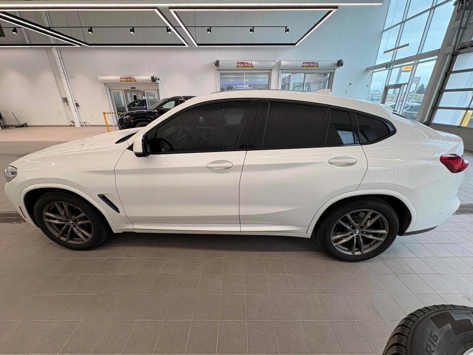 BMW X4 MPACK * АМБИЕНТ * ПАНОРАМА * ПОДГРЕВ , снимка 4 - Автомобили и джипове - 54241278