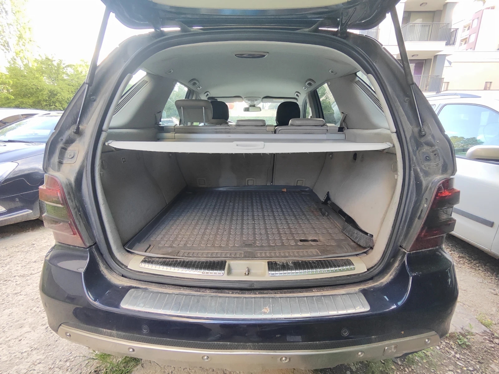 Mercedes-Benz ML 320, снимка 5 - Автомобили и джипове - 54710149