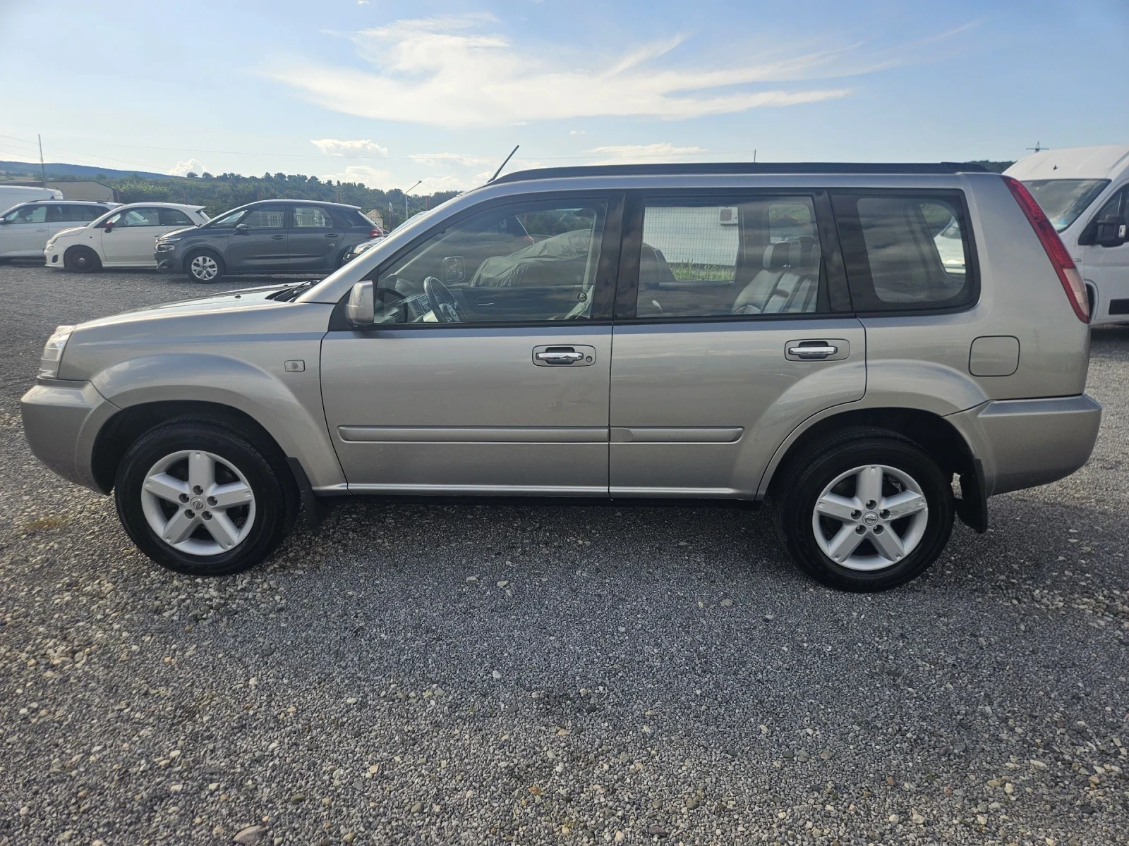 Nissan X-trail 2.2 DCI 4x4, снимка 8 - Автомобили и джипове - 54767846