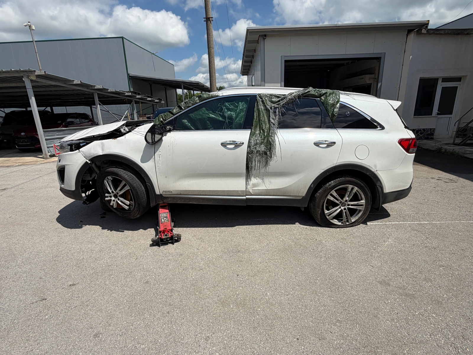 Kia Sorento 2.2 CRDI-4x4-Автоматик, снимка 6 - Автомобили и джипове - 54794790